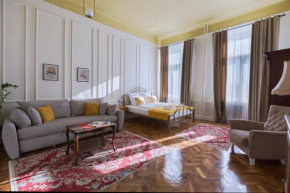 The Gate rooms